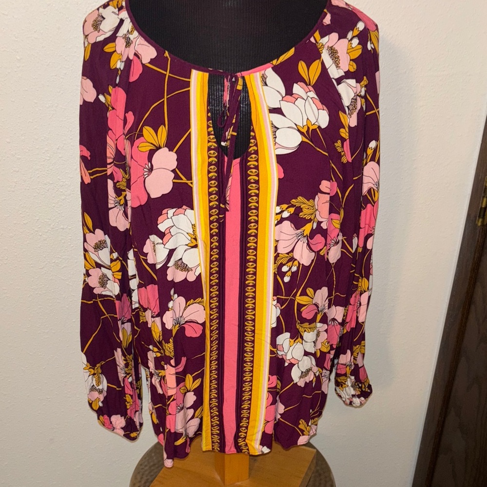 a.n.a Pullover Floral Top size 1X